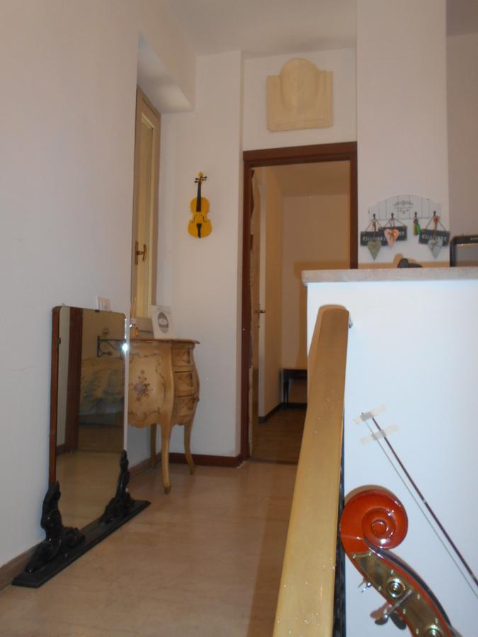 La Maison Des Artistes Бергамо Екстериор снимка